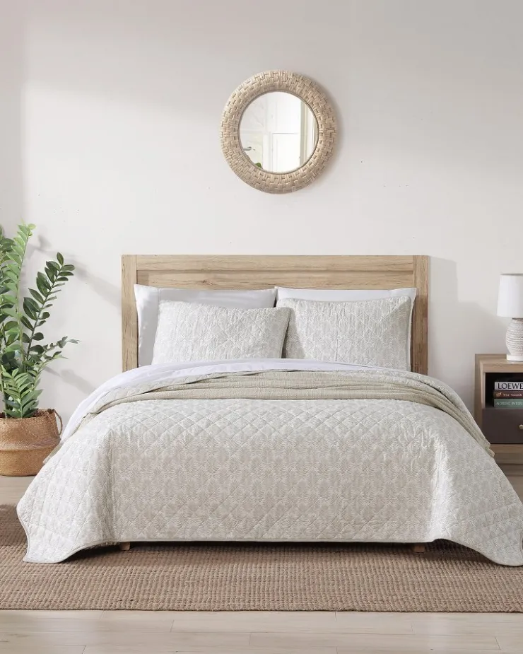 Tommy Bahama Bahama Fronds Reversible 3-Piece Full/Queen Quilt Set- Quilts & Blankets
