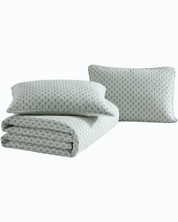 Tommy Bahama Coastal Batik 3-Piece Full/Queen Quilt Set- Quilts & Blankets