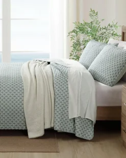 Tommy Bahama Coastal Batik 3-Piece Full/Queen Quilt Set- Quilts & Blankets