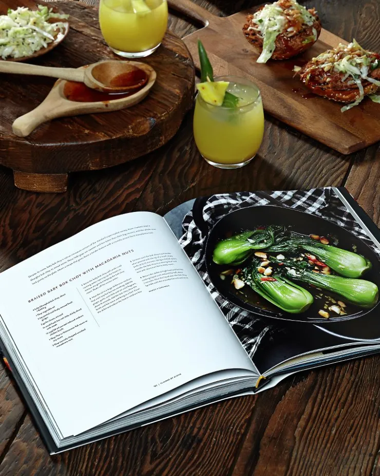 Tommy Bahama Flavors of Aloha Cookbook- Books & Games|Drinkware & Bar
