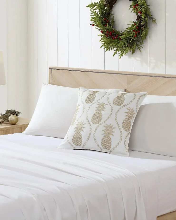 Tommy Bahama en Pineapples Embroidered Decorative Pillow- Pillows & Shams