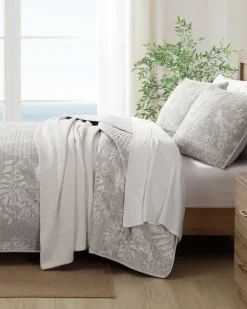 Tommy Bahama Jungle Toile Reversible 3-Piece Full/Queen Quilt Set- Quilts & Blankets