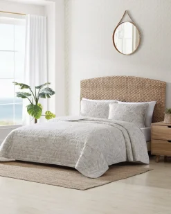 Tommy Bahama Ocean Deep Reversible 2-Piece Twin Quilt Set- Quilts & Blankets