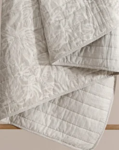 Tommy Bahama Ocean Deep Reversible 3-Piece Full/Queen Quilt Set- Quilts & Blankets