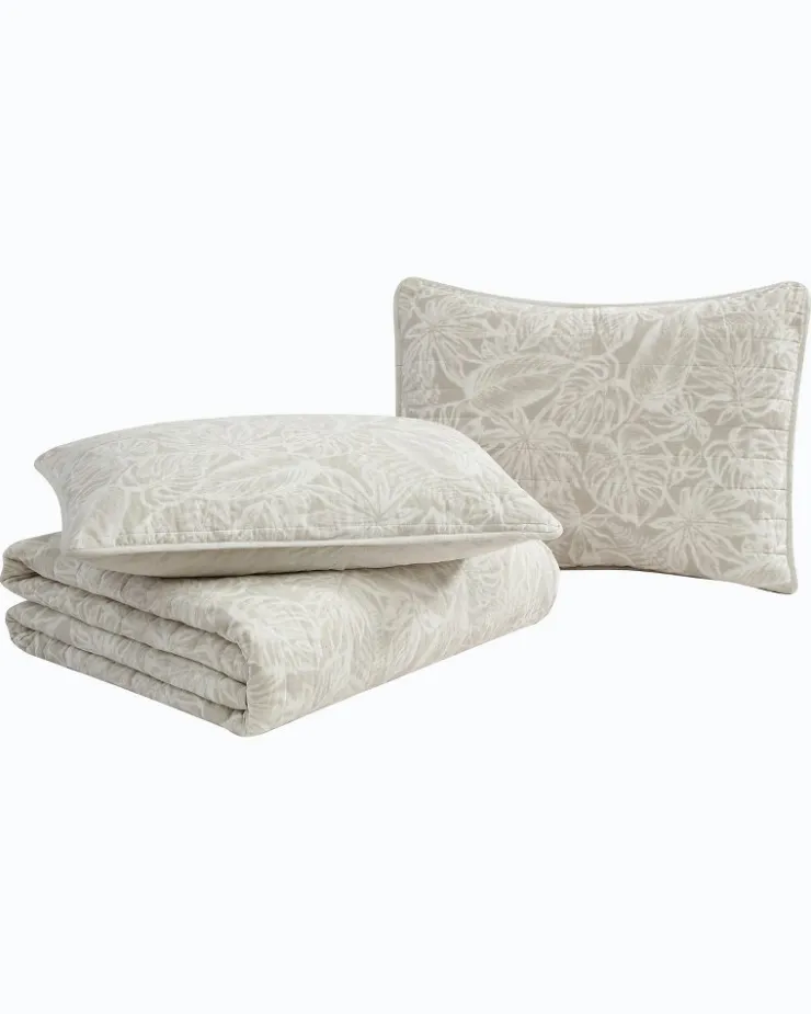 Tommy Bahama Ocean Deep Reversible 3-Piece Full/Queen Quilt Set- Quilts & Blankets