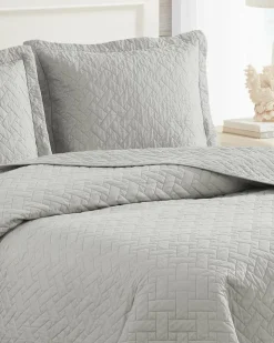 Tommy Bahama Raffia Solid 3-Piece Full/Queen Quilt Set- Quilts & Blankets