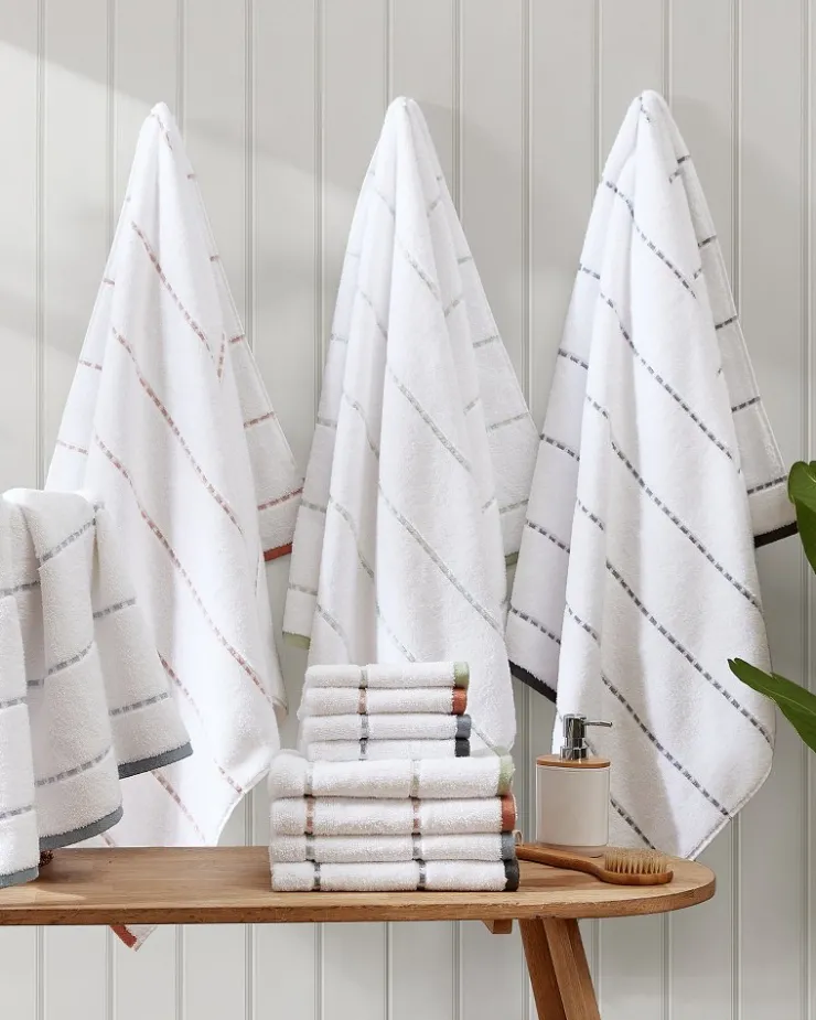 Tommy Bahama Ridley 3-Piece Towel Set- Bath