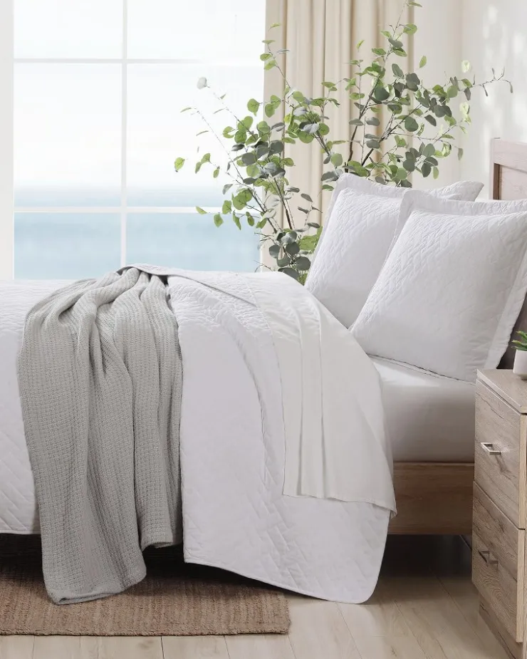 Tommy Bahama Solid King Quilt/Sham Set- Quilts & Blankets